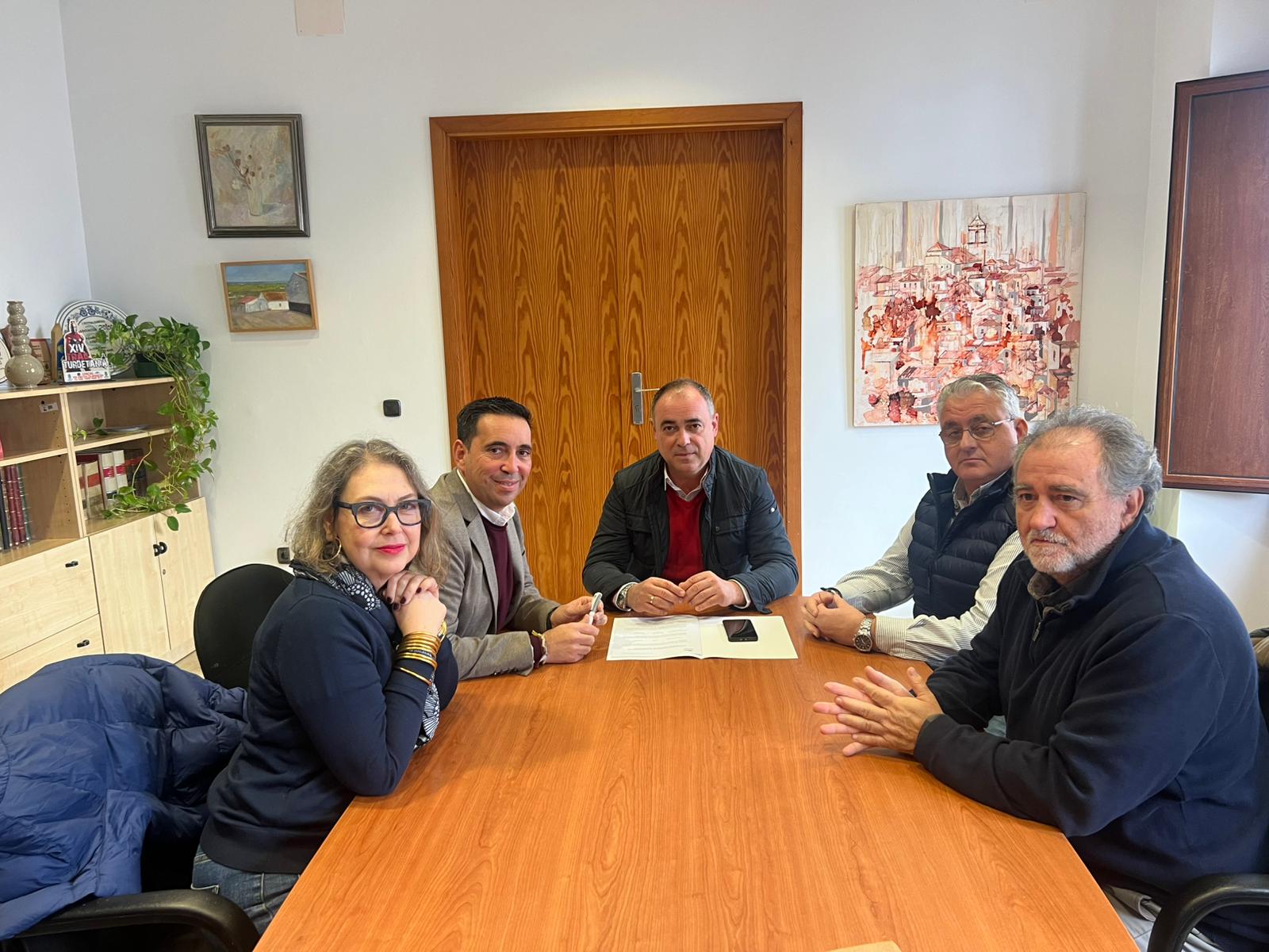 15-150126 PIE DE FOTO VISITA GONZALO DOMÍNGUEZ CASTILBLANCO