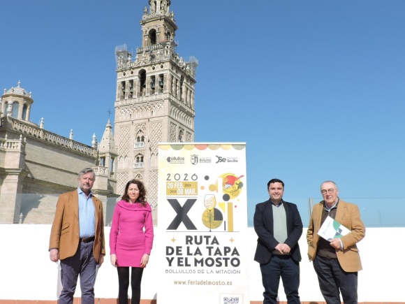 02-240226 Foto PRESENTACIÓN RUTA DE LA TAPA Y DEL MOSTO EN BOLLULLOS