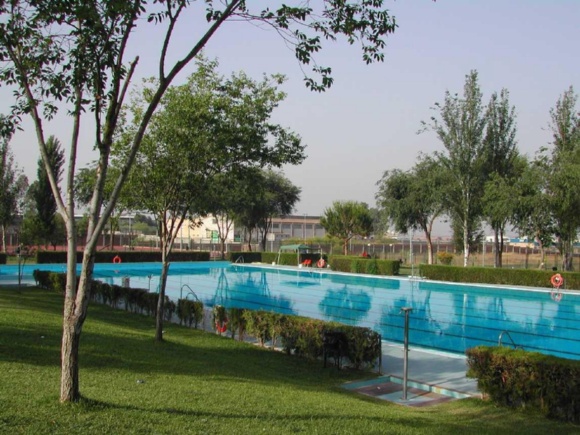 06-160626 PISCINA BLANCO WHITE 1