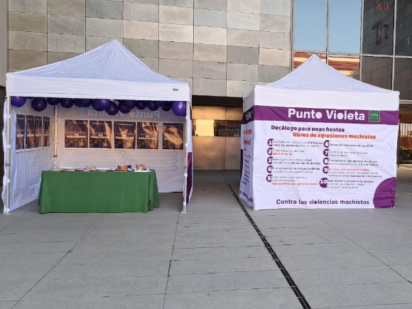 08-120825 FOTO puntos violeta