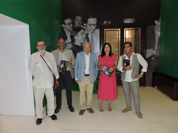 09-170926 lLIBRO FERNÁNDEZ VIAGAS 1
