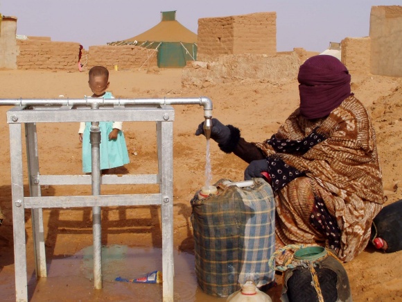 12-161216 FOTO COOPERACIÓN Y AYUDA HUMANITARIA (AGUA)