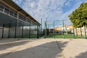 Pista de pádel en parque del hermanamiento