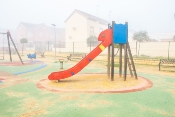 Mejora y reparación de parques infantiles