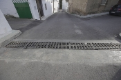 Mejora red de agua potable, acerado y asfaltado de varias calles.