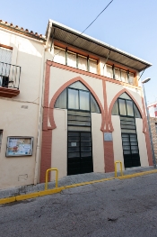 Adecuación a normativa de la biblioteca pública rafael alberti y sala cultural blas infante
